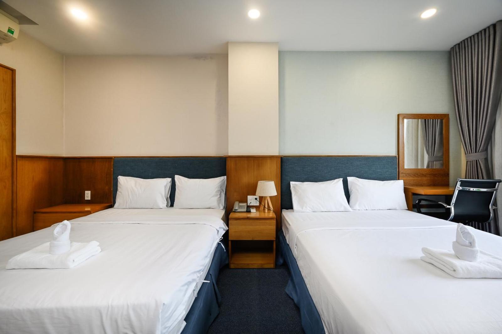 Sunshine Airport Hotel 4*
