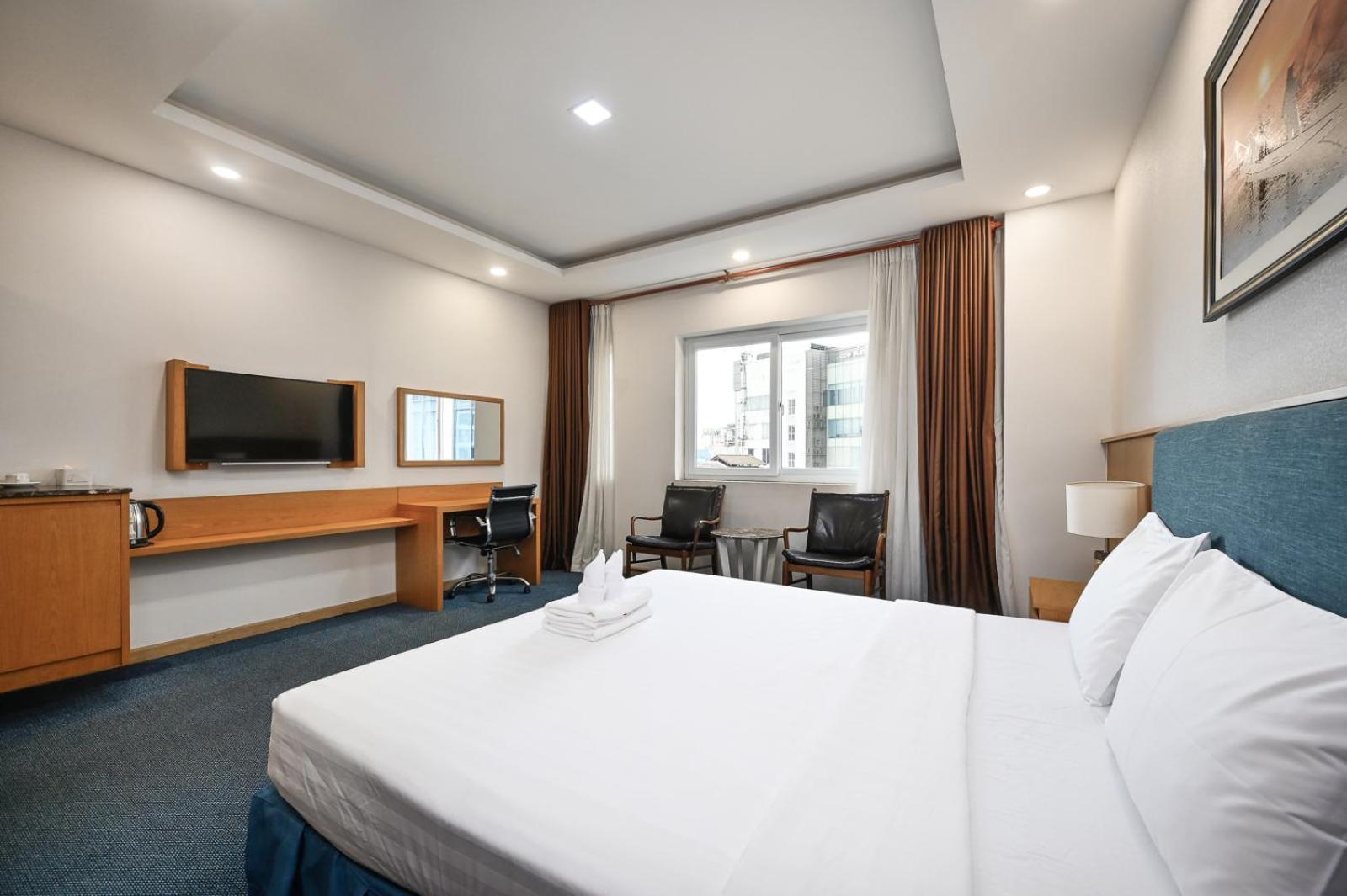 Hotel Sunshine Airport Ho Chi Minh City